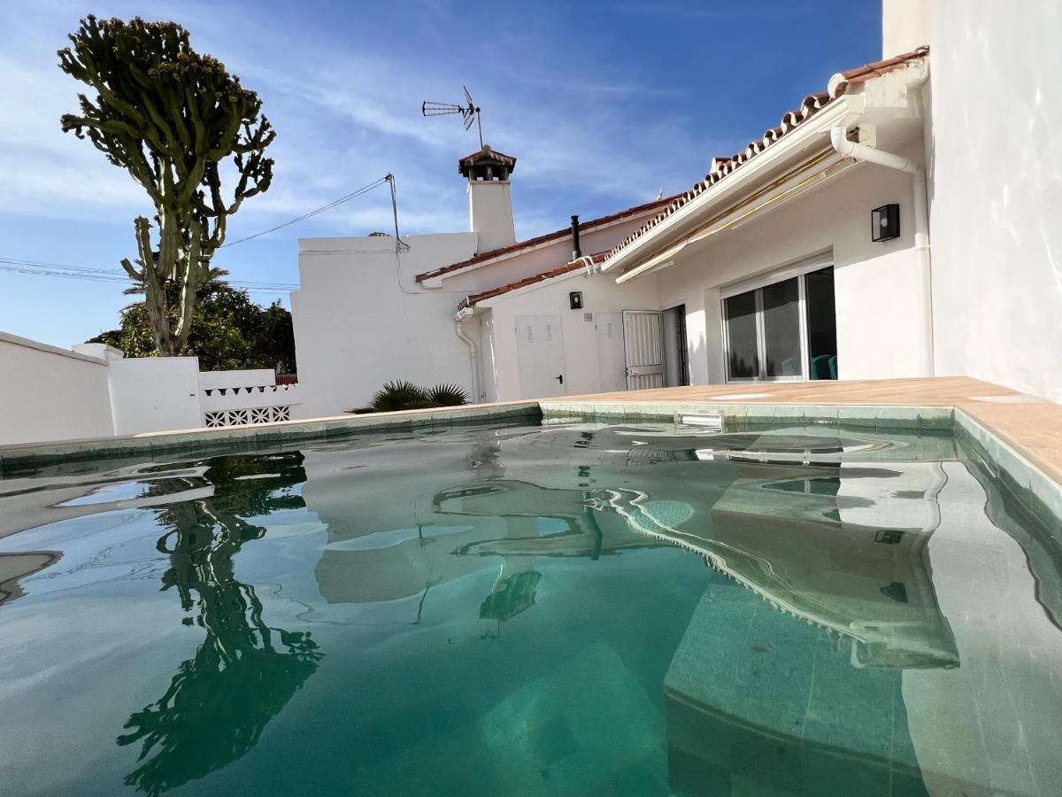 Karibu Beach & Pool Marbella Eksteriør billede